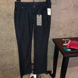 DL1961 “Milano Boot” jeans size 27 NWT